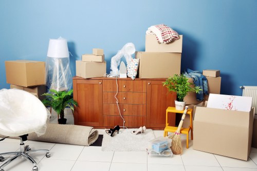 Moving van service for homes and flats in Sydenham