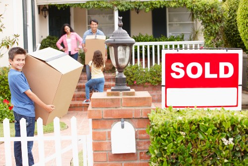 Local moving team handling access challenges for a Sydenham property